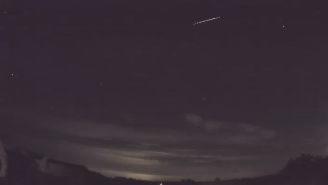 AMS16 meteor