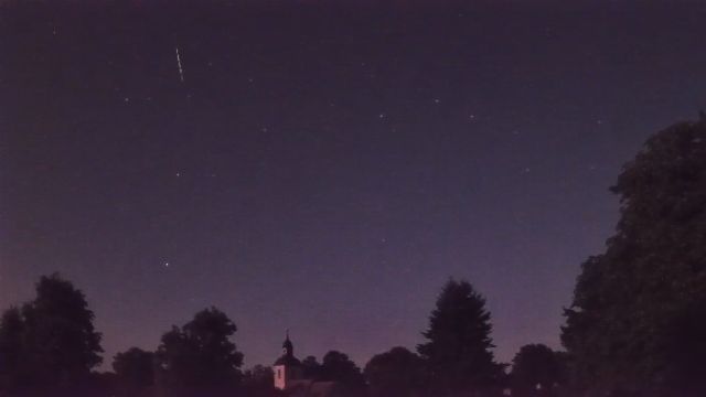 AMS16 meteor