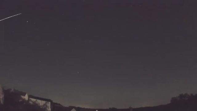 AMS16 meteor