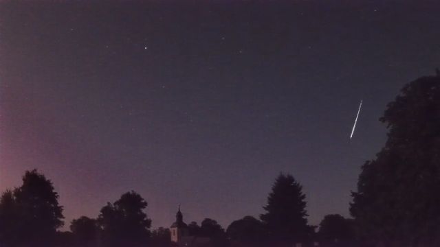 AMS16 meteor