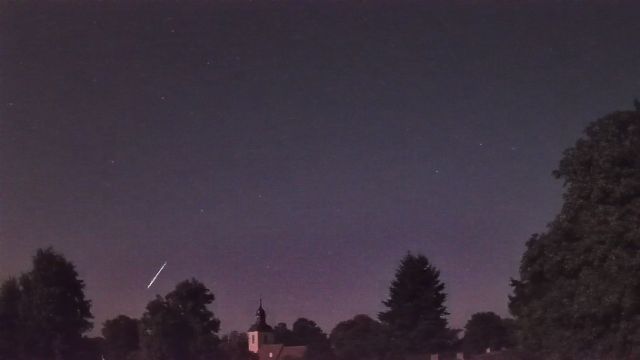 AMS16 meteor