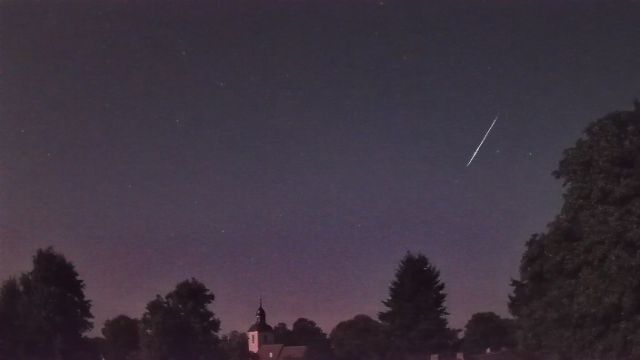 AMS16 meteor