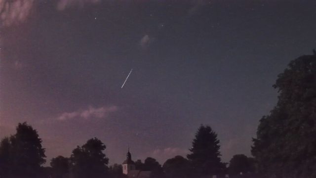 AMS16 meteor