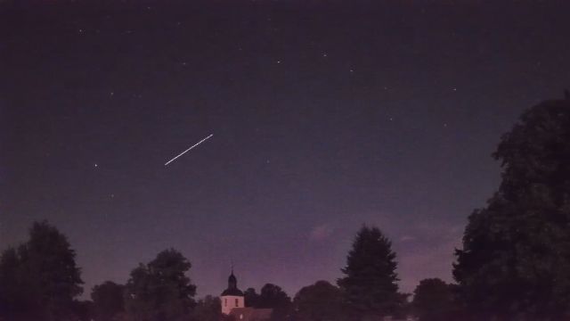 AMS16 meteor