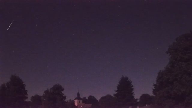 AMS16 meteor