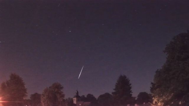 AMS16 meteor