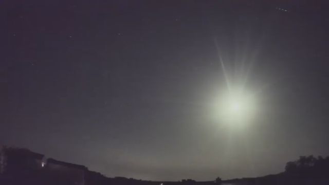 AMS16 meteor