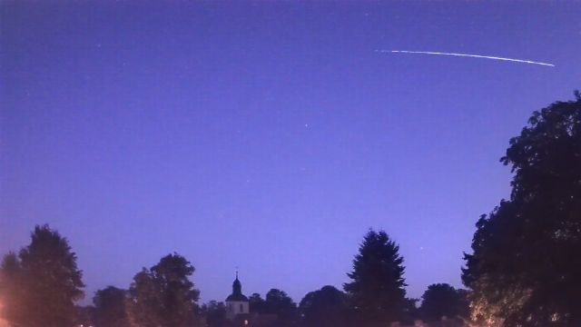 AMS16 meteor