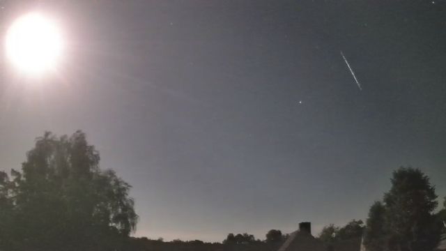 AMS16 meteor
