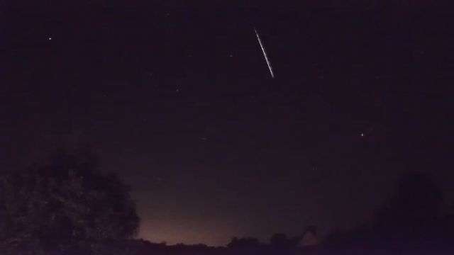 AMS16 meteor