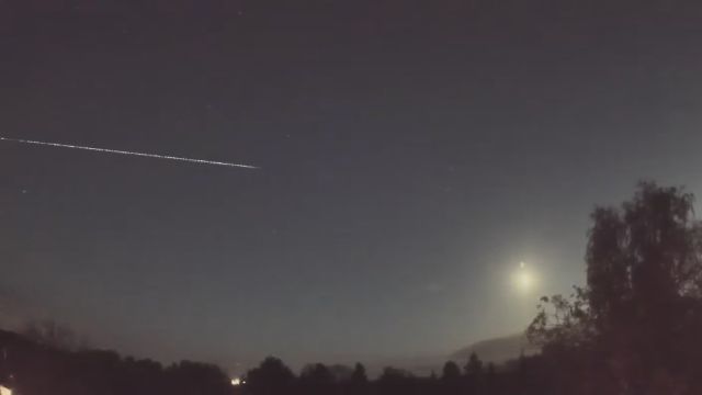 AMS16 meteor