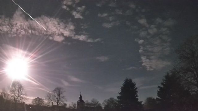 AMS16 meteor
