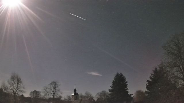 AMS16 meteor