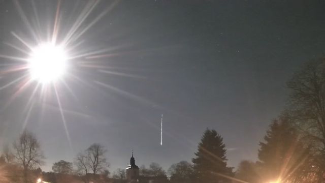 AMS16 meteor