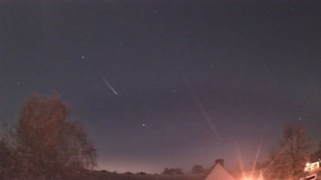 AMS16 meteor