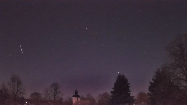 AMS16 meteor