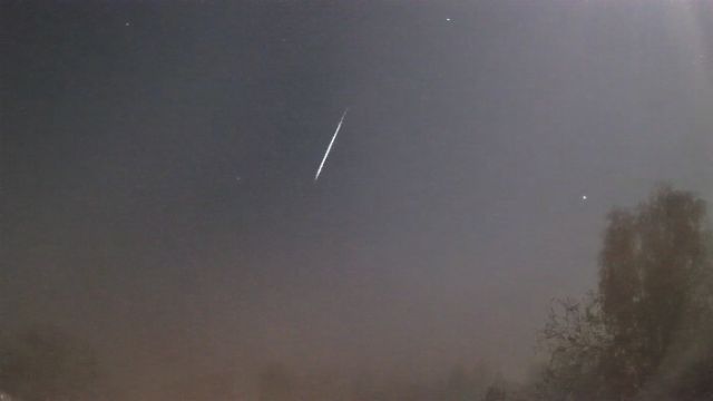 AMS16 meteor