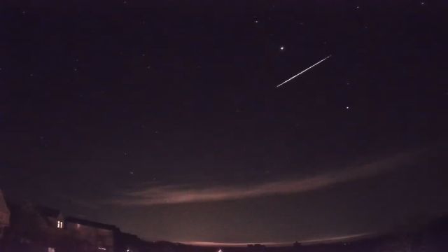 AMS16 meteor