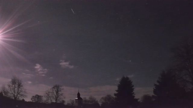 AMS16 meteor