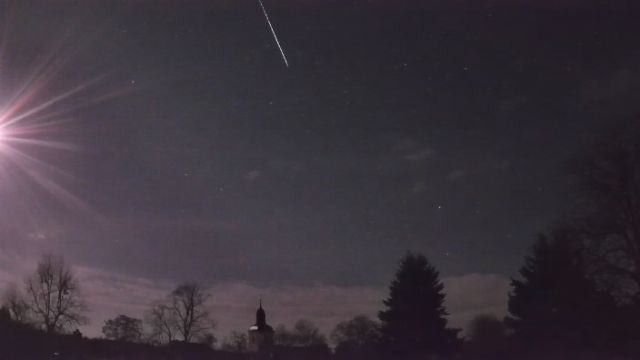 AMS16 meteor