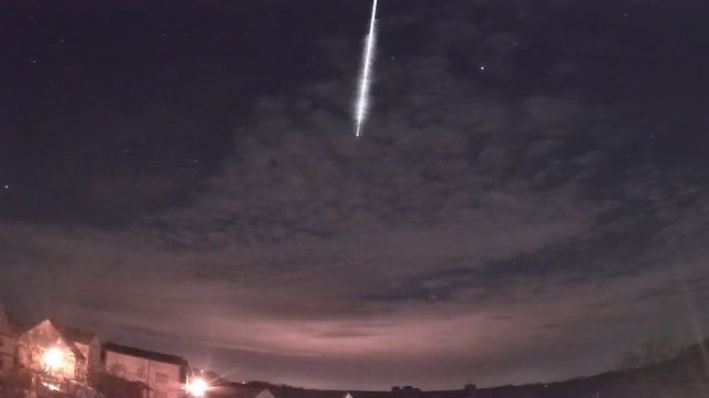 AMS16 meteor