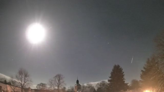 AMS16 meteor