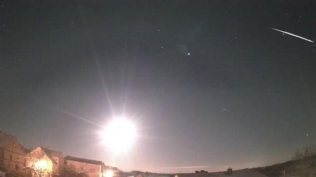AMS16 meteor