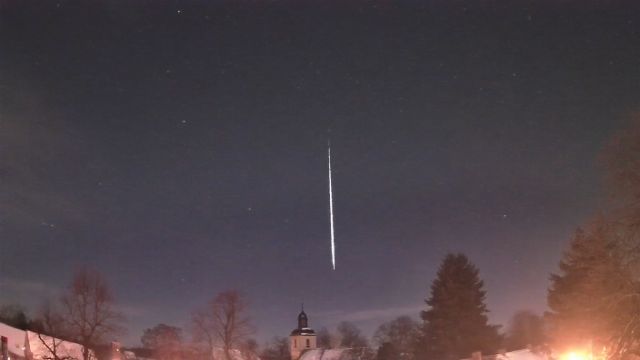 AMS16 meteor