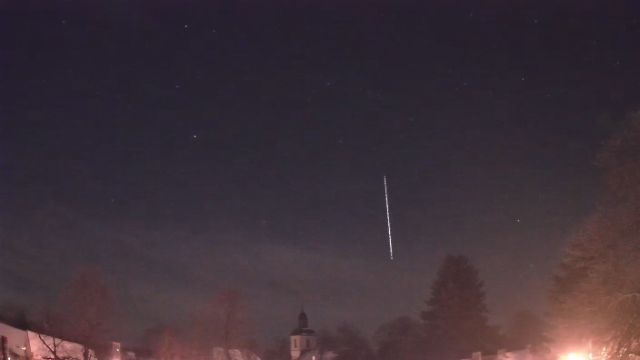 AMS16 meteor