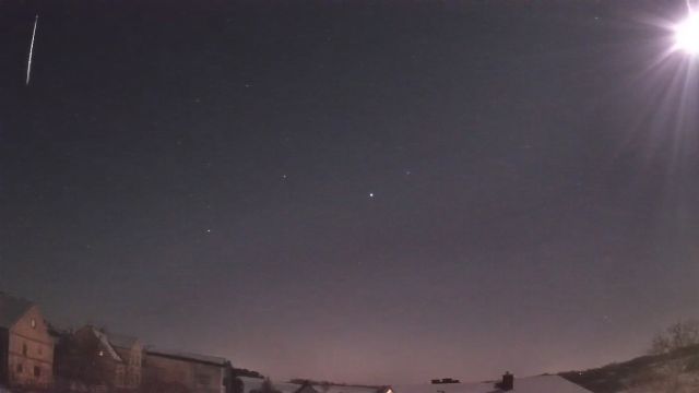 AMS16 meteor