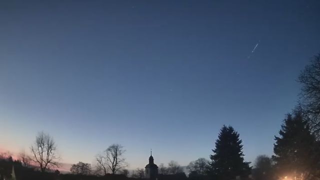 AMS16 meteor