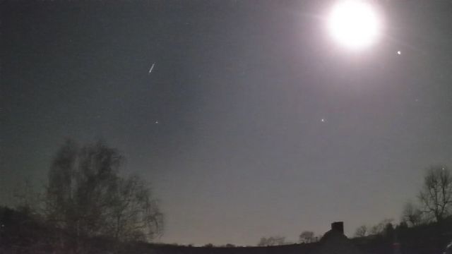 AMS16 meteor