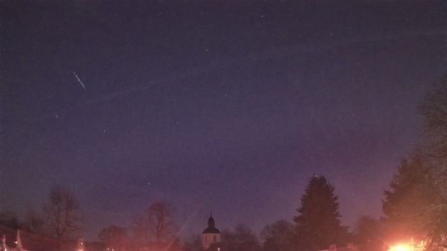 AMS16 meteor