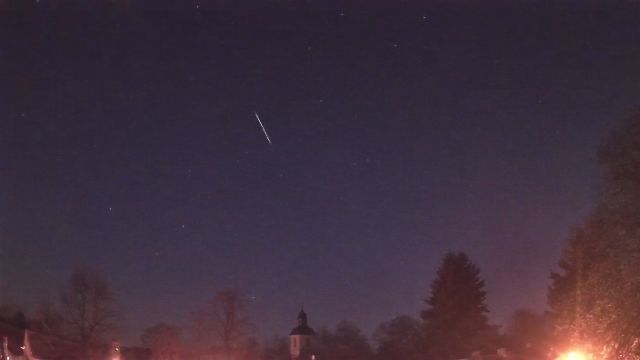 AMS16 meteor