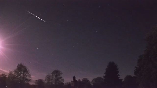 AMS16 meteor