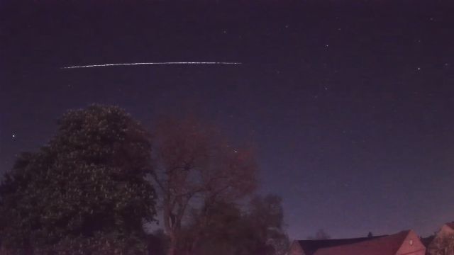 AMS16 meteor