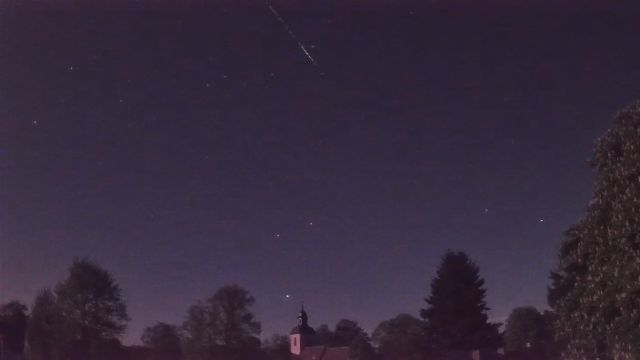 AMS16 meteor