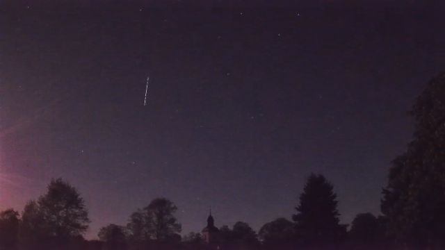 AMS16 meteor