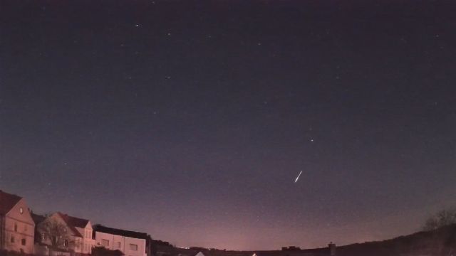 AMS16 meteor
