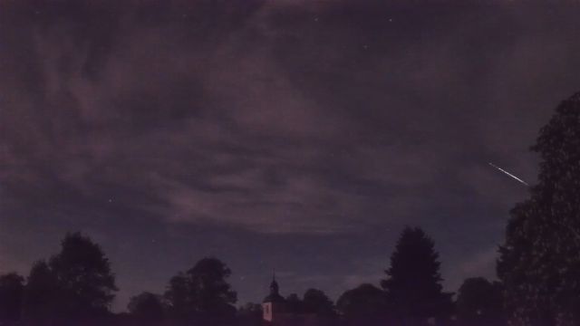 AMS16 meteor