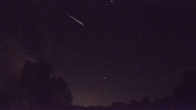 AMS16 meteor