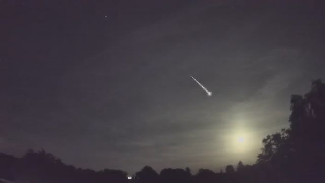 AMS16 meteor