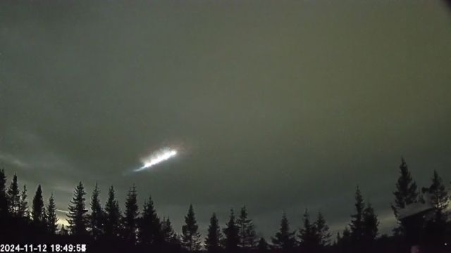 AMS174 meteor