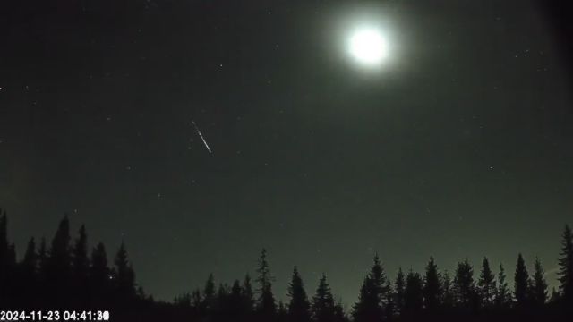 AMS174 meteor