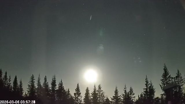 AMS174 meteor