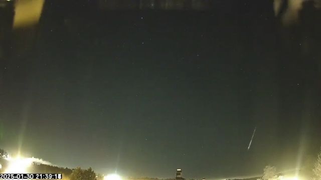 AMS176 meteor