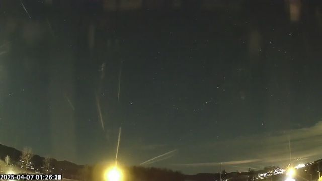 AMS176 meteor