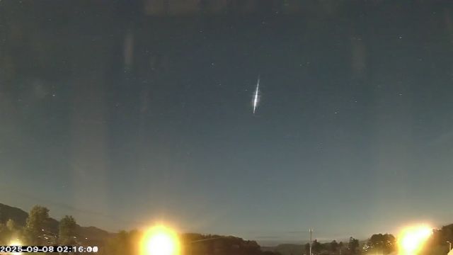 AMS176 meteor
