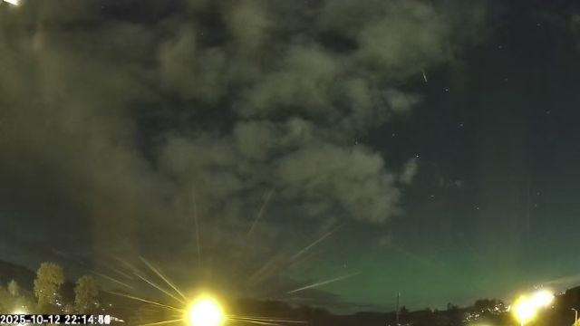 AMS176 meteor
