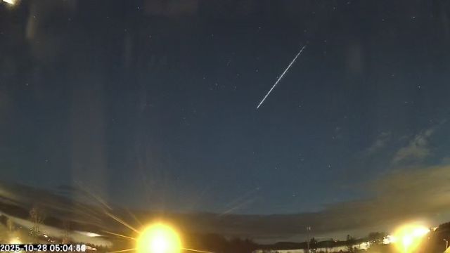 AMS176 meteor